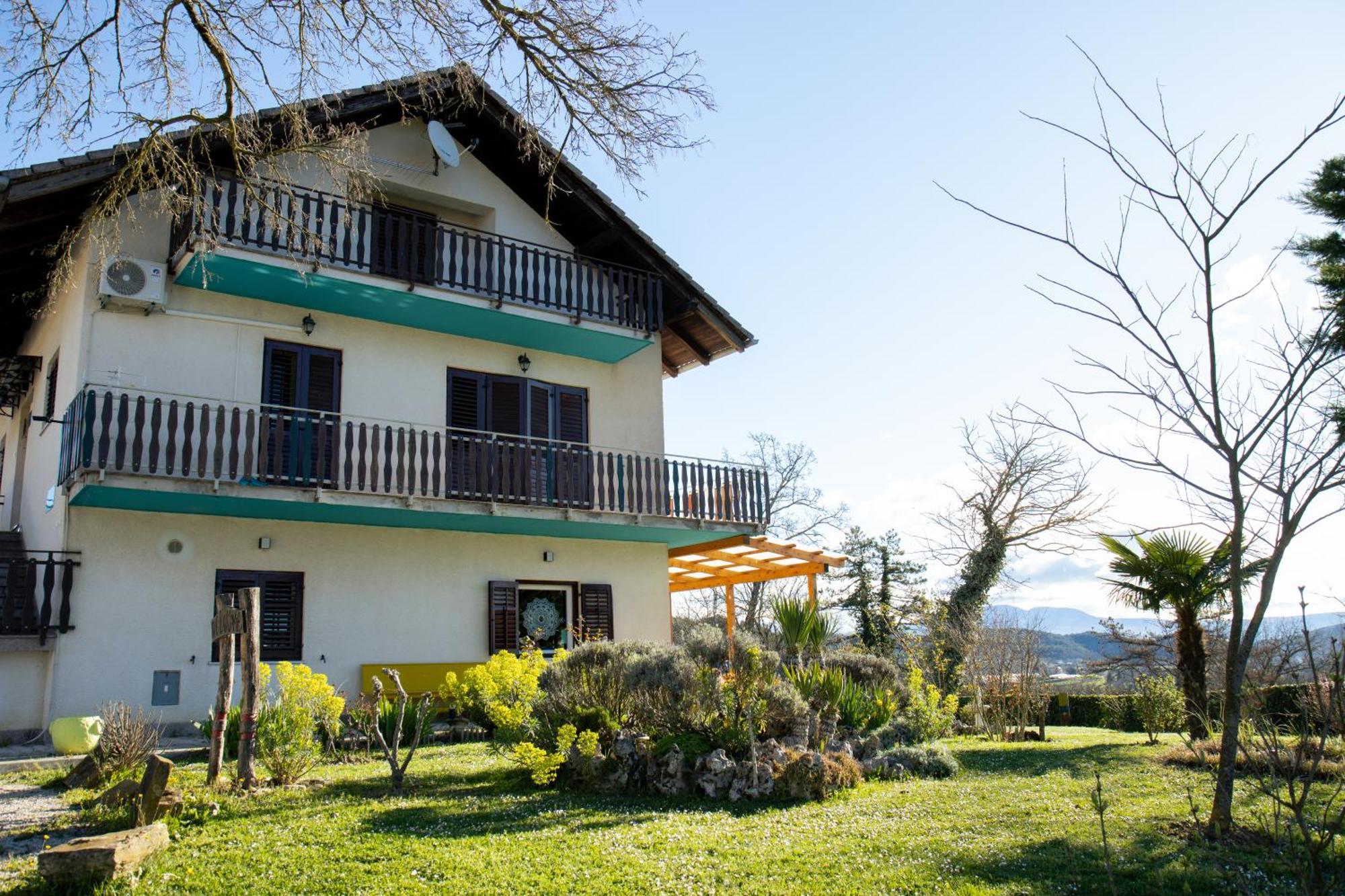 Farm Stay Synergia - Hiden Treasure Pazin Bagian luar foto
